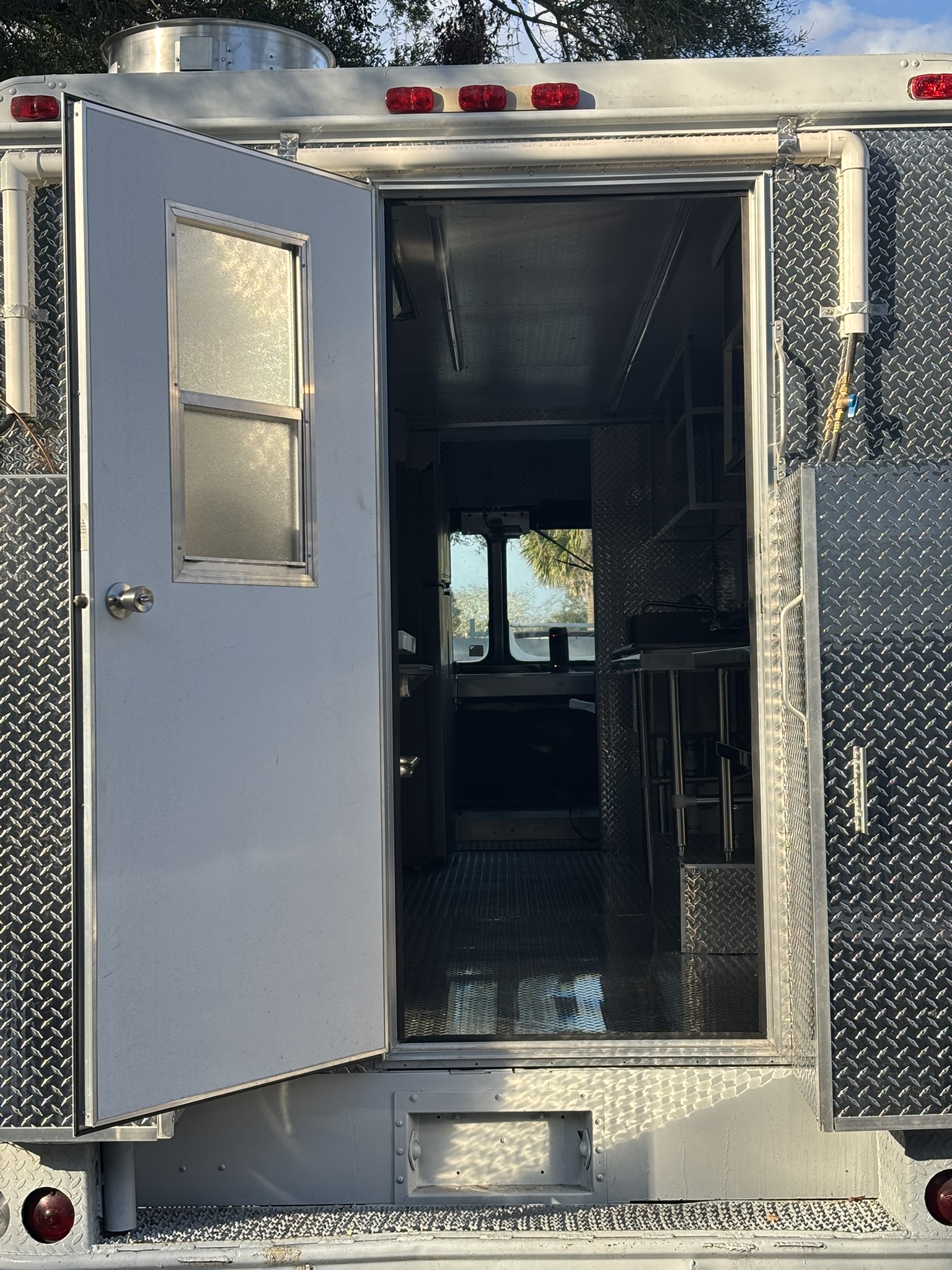 Food Truck image 6