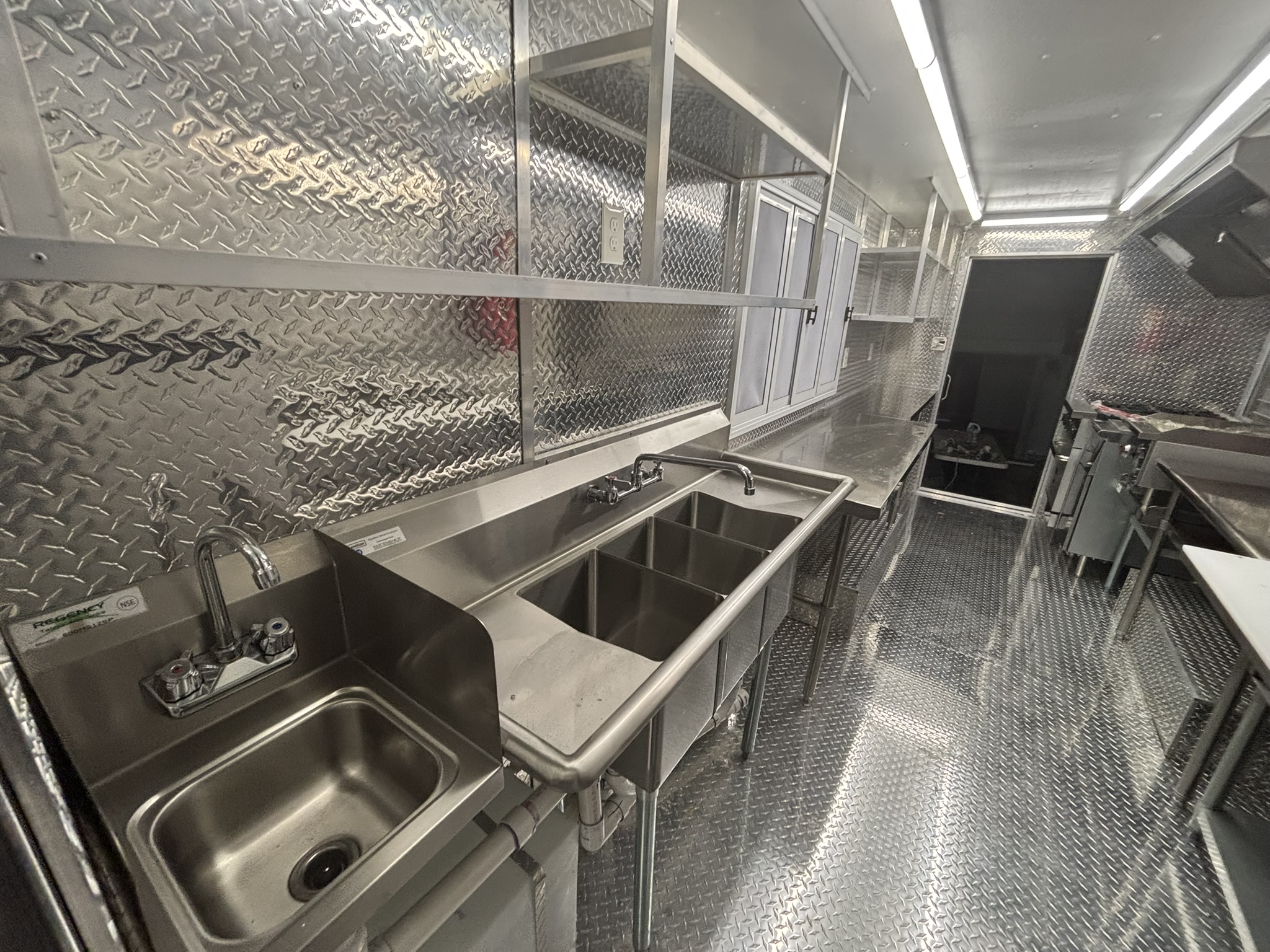 Food Truck image 30